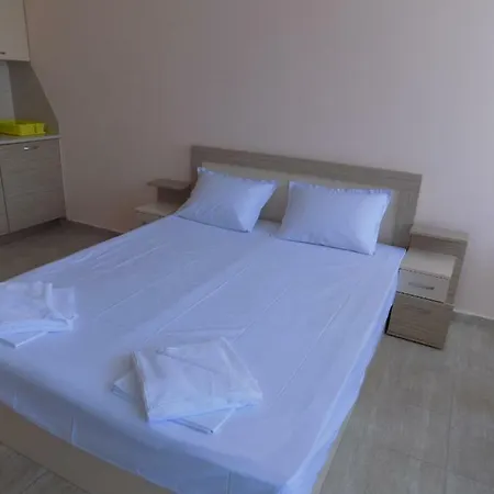 Kristal 322 ساني بيتش